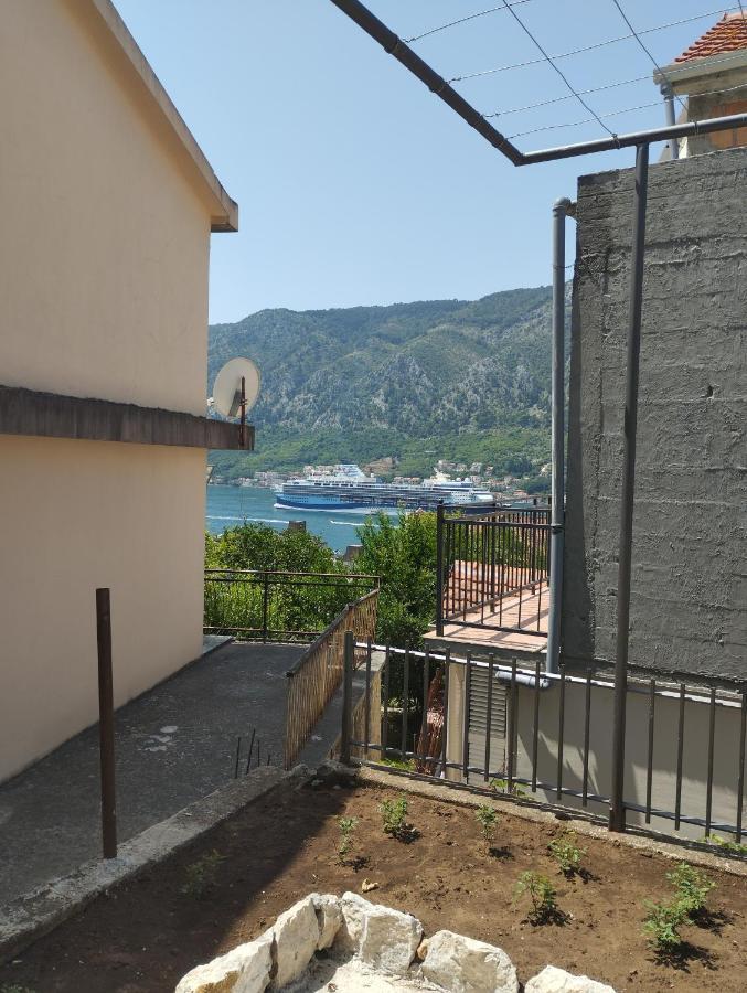 State Apartmants 2 Kotor Bagian luar foto